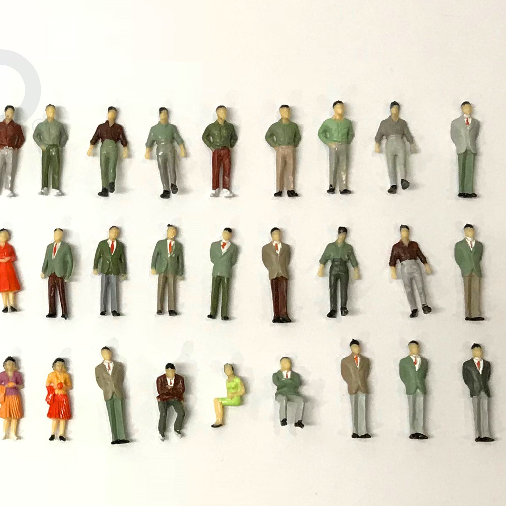 Colored Human Figures 1:50 | 5pcs – Croco